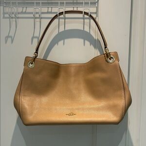 Coach Clarkson Hobo. Camel Leather Shoulder Bag👝